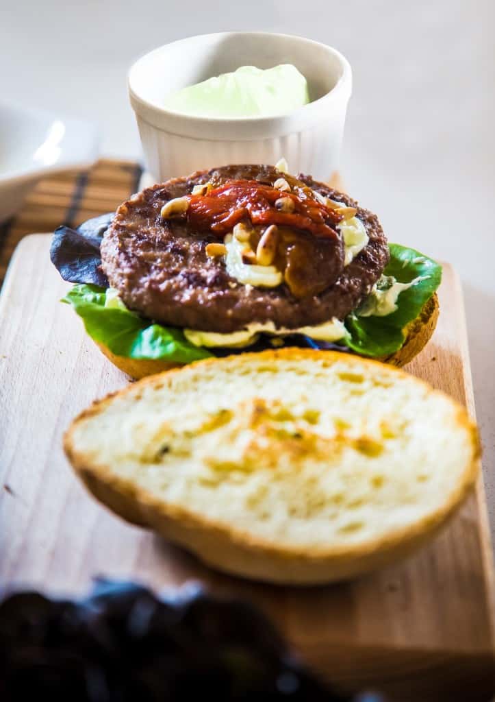hamburger-montana-contemporaneo-food