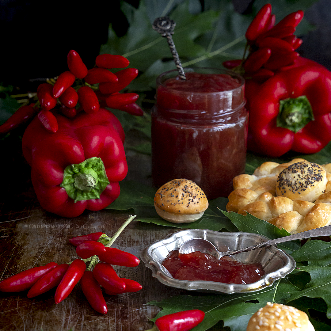 Marmellata Di Peperoni E Peperoncini Piccanti Per Formaggi E Salumi