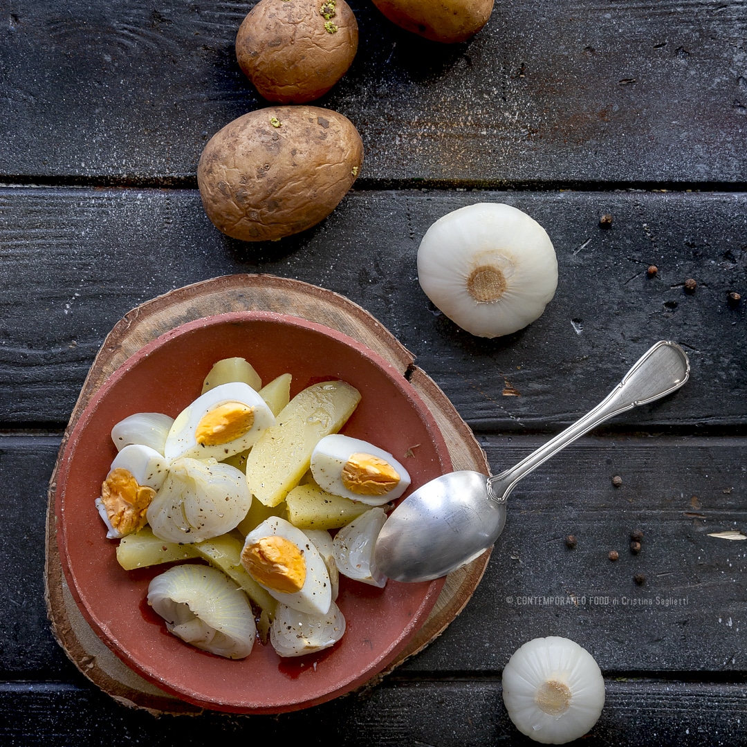 Immagine: Insalata di cipolle bianche primaverili uova sode e patate