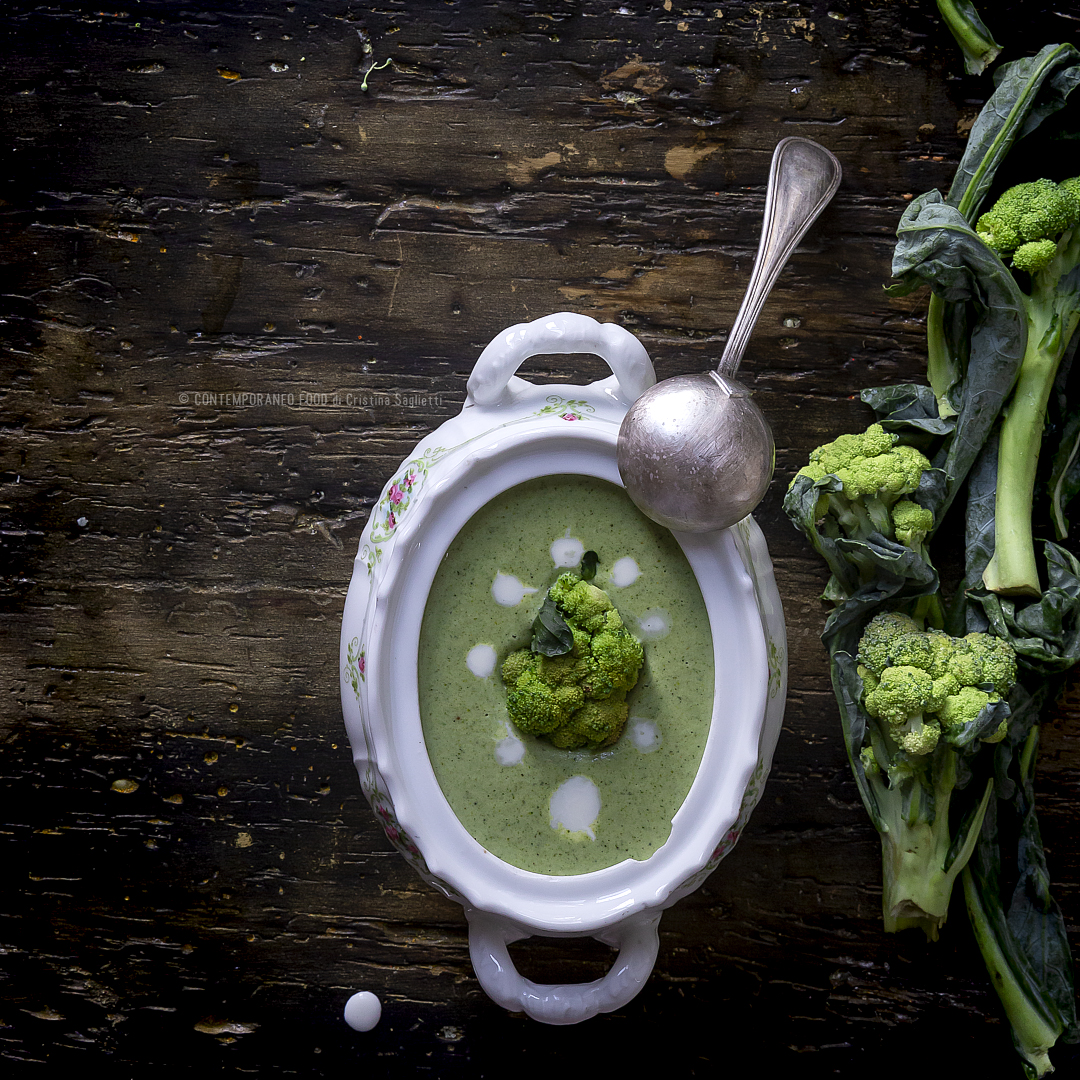 Immagine: Vellutata di broccoli e latte di cocco