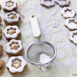 biscotti-farina-di-riso-crema-gianduja-contemporaneo-food