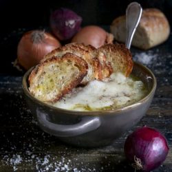 carabaccia-zuppa-di-cipolle-primo-zuppa-contemporaneo-food