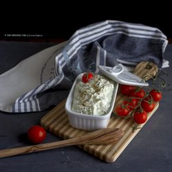 crema-di-feta-greca-ricetta-veloce-facile-vegetariana-last-minute-formaggi-light-contemporaneo-food