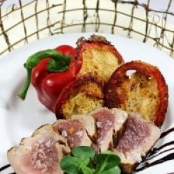 filetto-maiale-decorazione-peperone-parmigiano-contemporaneo-food