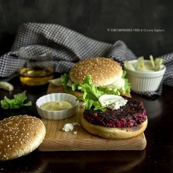 hamburger-veggie-barbabietola-veloce-ricetta-facile-vegetariana-contemporaneo-food