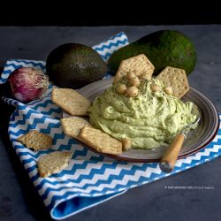 hummus-avocado-ricetta-light-dieta-facile-contemporaneo-food