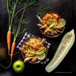 insalata-di-papaya-verde-mela-verde-carote-pollo-ricetta-light-dieta-facile-ricetta-facile-veloce-dieta-contemporaneofood