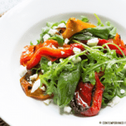 insalata-peperoni-rucola-basilico-ricetta-facile-contemporaneo-food