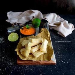 manioca-fritta-con-coulis-di-papaya-lime-ricetta-superfood-2018-aperitivo-facile-contemporaneo-food