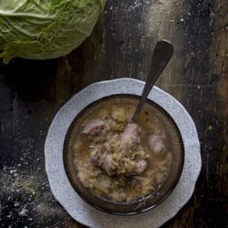 minestra-di-verza-e-salsiccia-ricetta-facile-piemontese-primo-piatto-invernale-contemporaneo-food