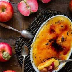 pudding-mela-red-moon-crema-dolce-facile-alla-frutta-contemporaneo-food