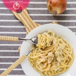 spaghetti-cipolla-origano-last-minute-ricetta-facile-primi-piatti-contemporaneo-food