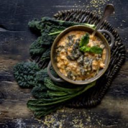 zuppa-miglio-cavolo-nero-ceci-primo-piatto-leggero-sano-contemporaneo-food