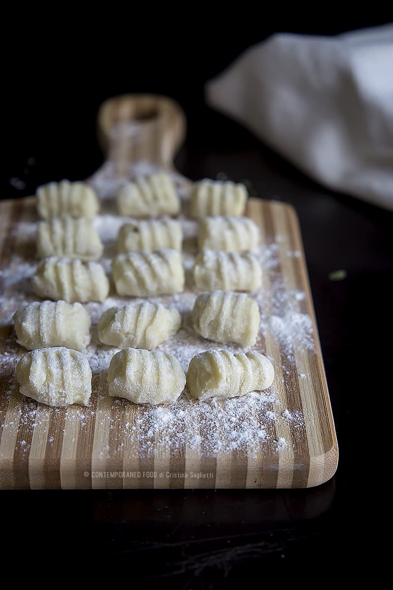 gnocchi-zafferano-birra-funghi-ricetta-primo-pasta-contemporaneo-food
