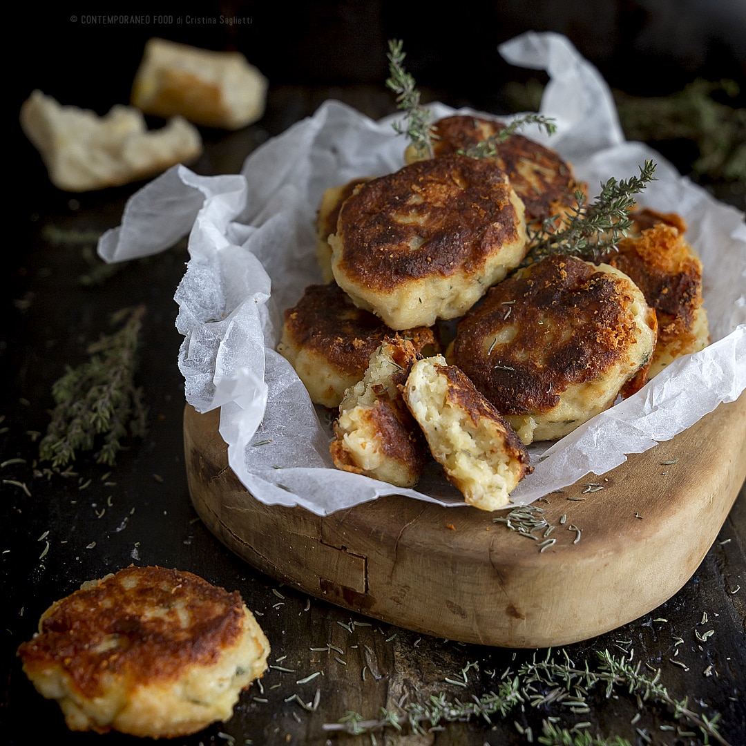 crocchette-pane-pecorino-timo-ricetta-facile-veloce-contemporaneo-food