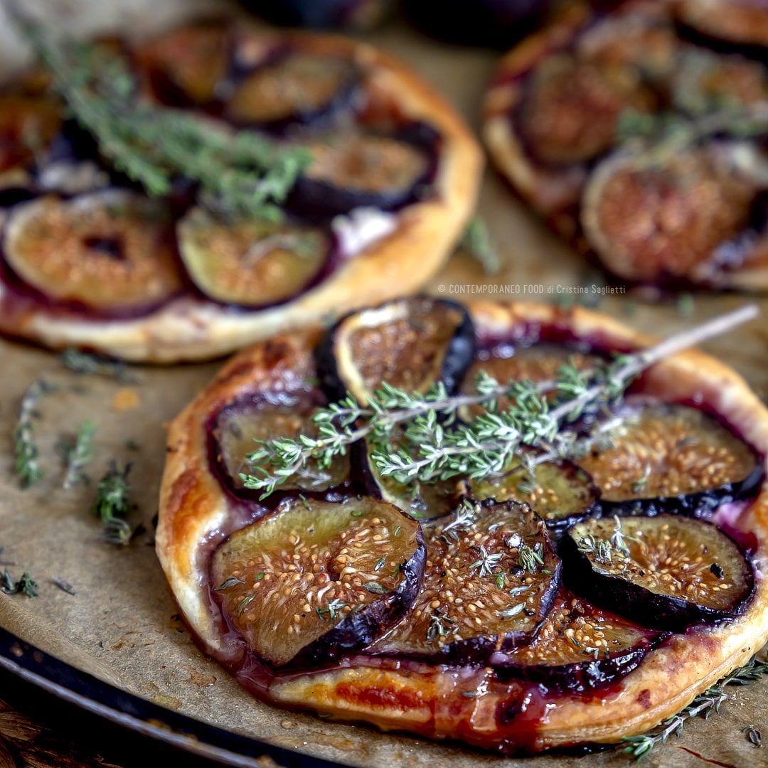 torta-salata-con-fichi-formaggio-blu-timo-e-miele-antipasto-ricetta-facile-veloce-vegetariana-contemporaneo-food