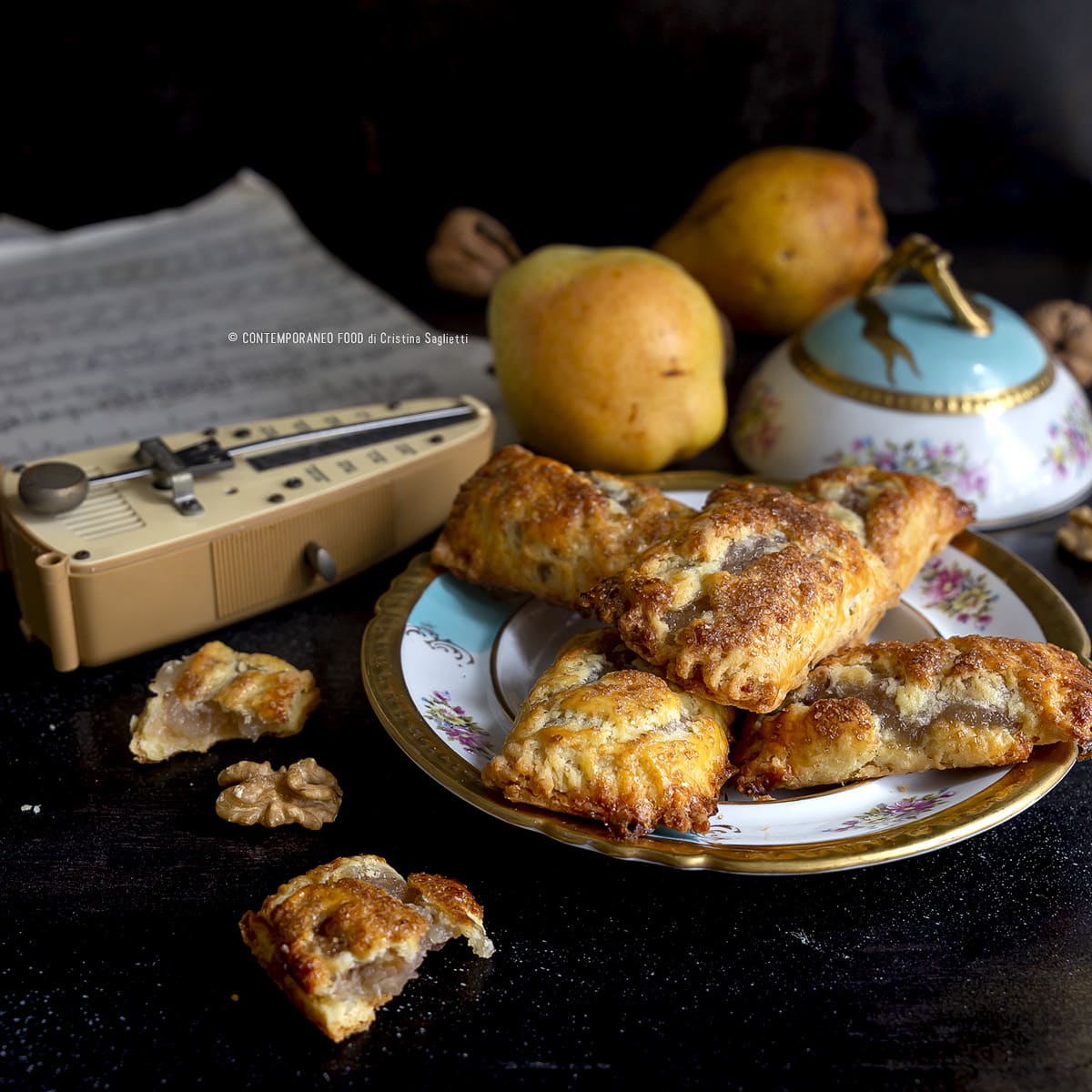 petit-beurre-biscotti-marmellata-di-pere-cognac-noci-dolce-facile-contemporaneo-food