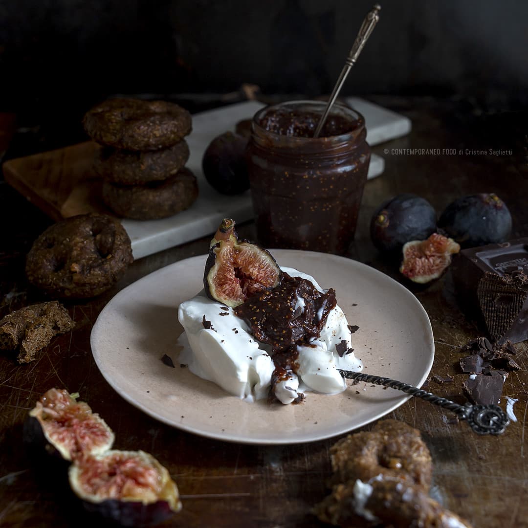 confettura-di-fichi-neri-cioccolato-ricetta-facile-veloce-dolce-autunno-merenda-colazione-contemporaneo-food