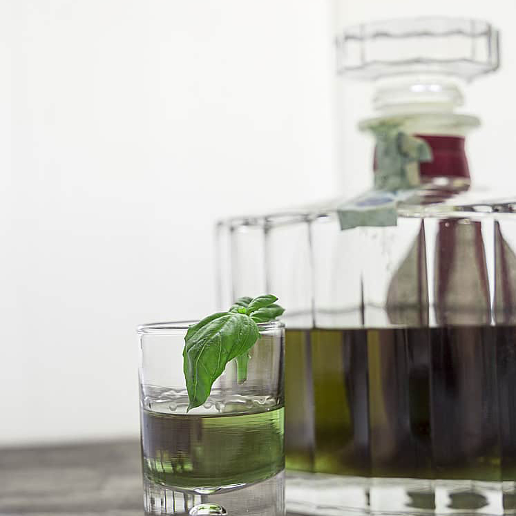 Immagine: Il basilito ovvero il liquore al basilico
