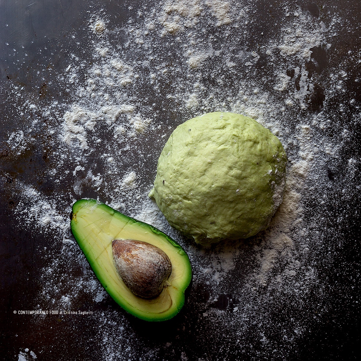 Immagine: Pasta brisè con avocado al posto del burro