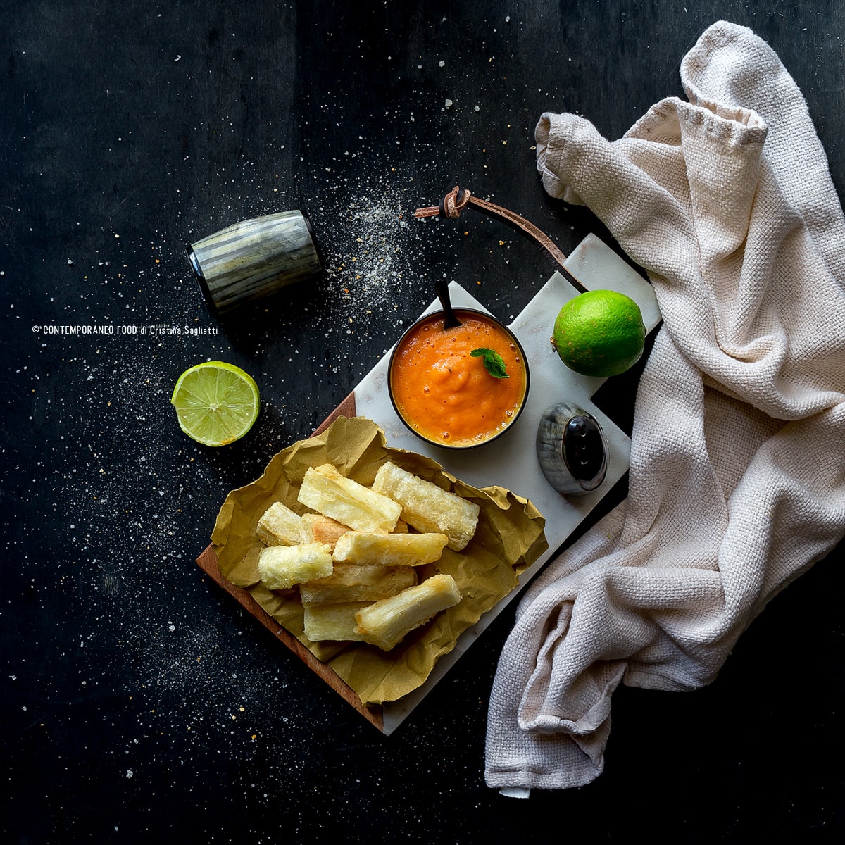 Immagine: Manioca fritta con coulis di papaya, lime e pepe nero