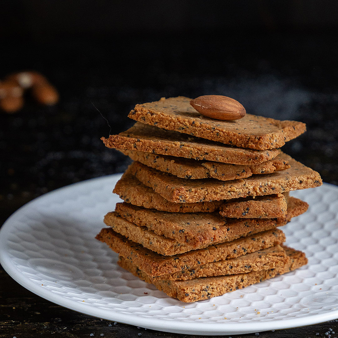 crackers-farina-mandorla-albume-senza-glutine-senza-glutine-senza-lievito-ricetta-fit-contemporaneo-food