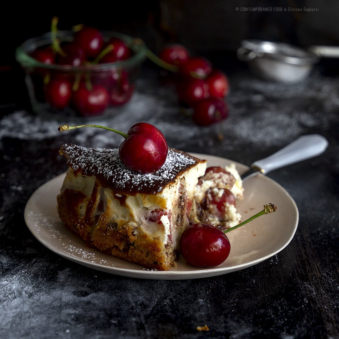 torta-alle-ciliegie-bicolore-cioccolato-ricetta-dolce-yogurt-rum-contemporaneo-food