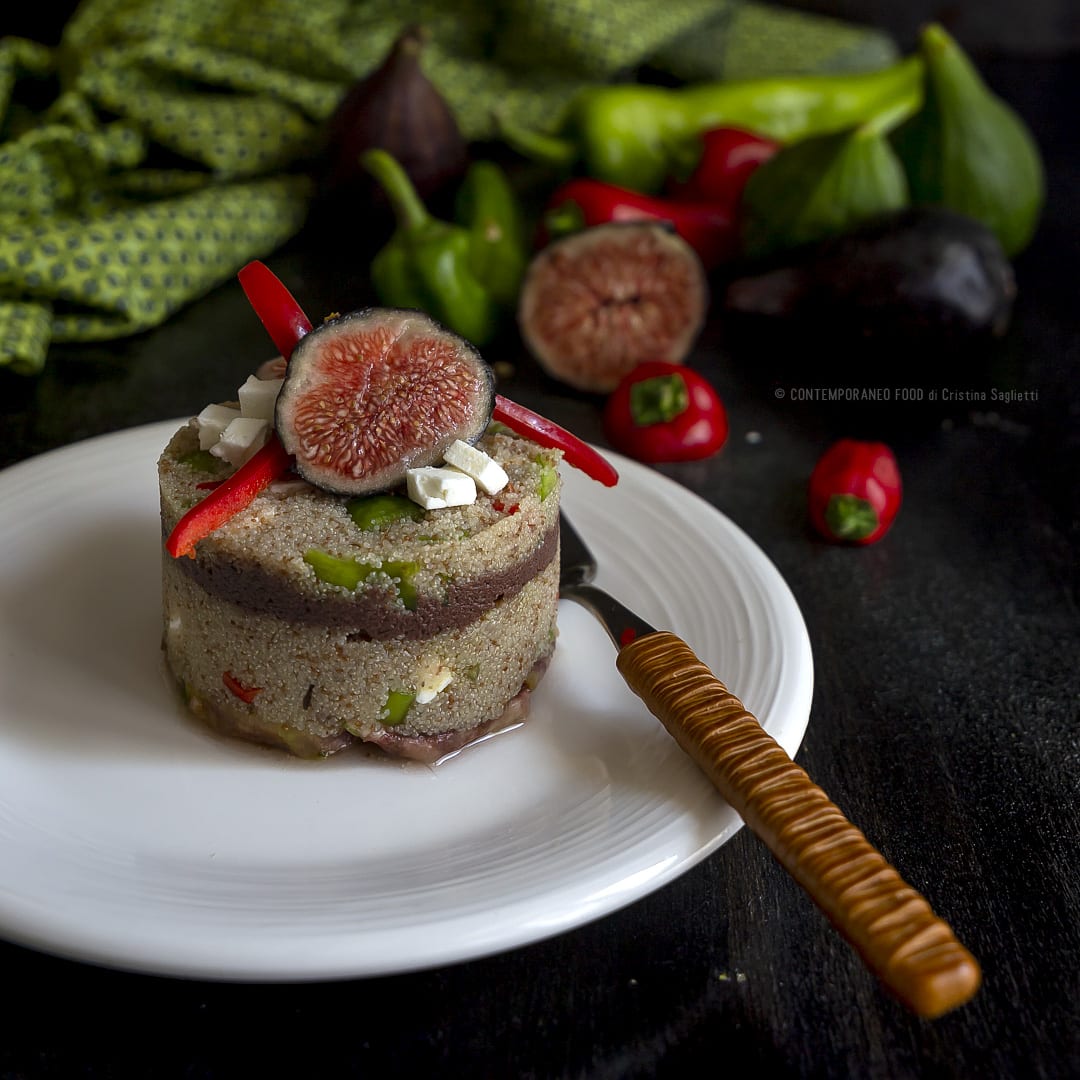 teff-in-insalata-con-fichi-paté-olive-nere-peperoni-ricetta-estiva-facile-primo-senza-glutine-contemporaneo-food