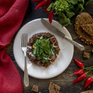 pancotto-con-cime-di-rapa-piccanti-antipasto-ricetta-facile-veloce-ricetta-vegetariana-contemporaneo-food