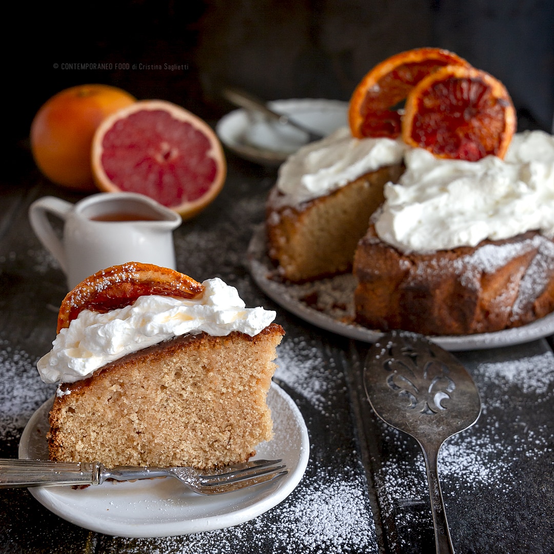 torta-al-pompelmo-rosa-con-olio-di-oliva-e-farina-di-farro-ricetta-facile-merenda-contemporaneo-food