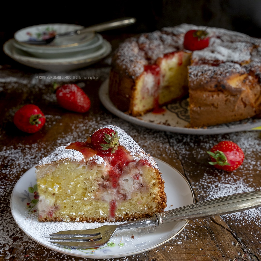 torta-soffice-alle-fragole-ricotta-vaniglia-colazione-sana-merenda-ricetta-facile-contemporaneo-food