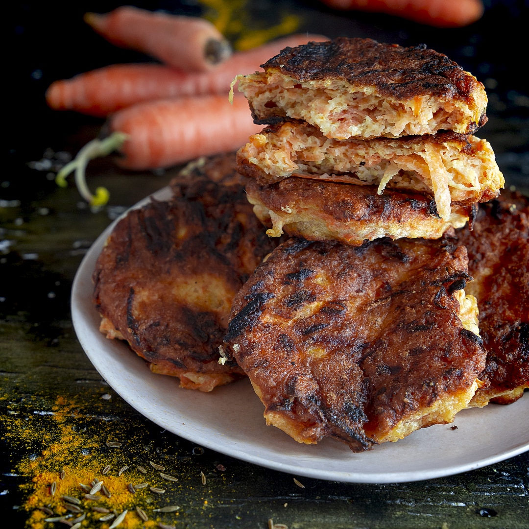 frittelle-carote-albumi-ricetta-facile-veloce-light-vegetariana-contemporaneo-food