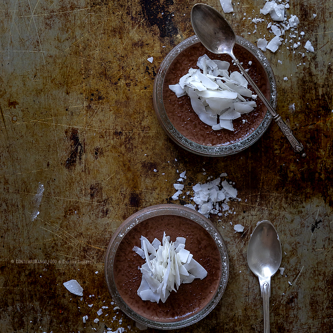 Immagine: Budino al cocco e cacao con latte di cocco