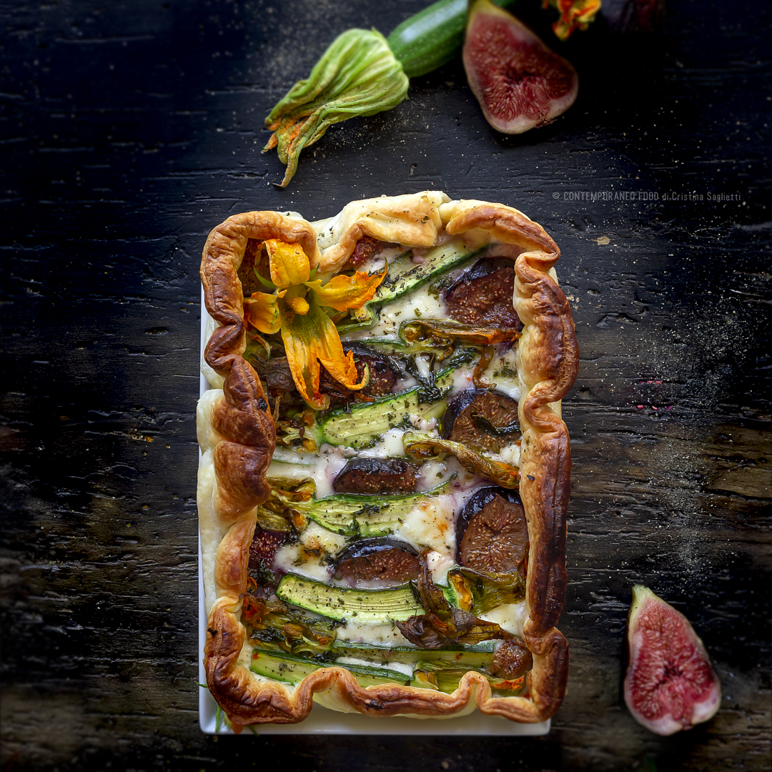 Immagine: Torta salata con fichi, zucchine, mascarpone e fontina