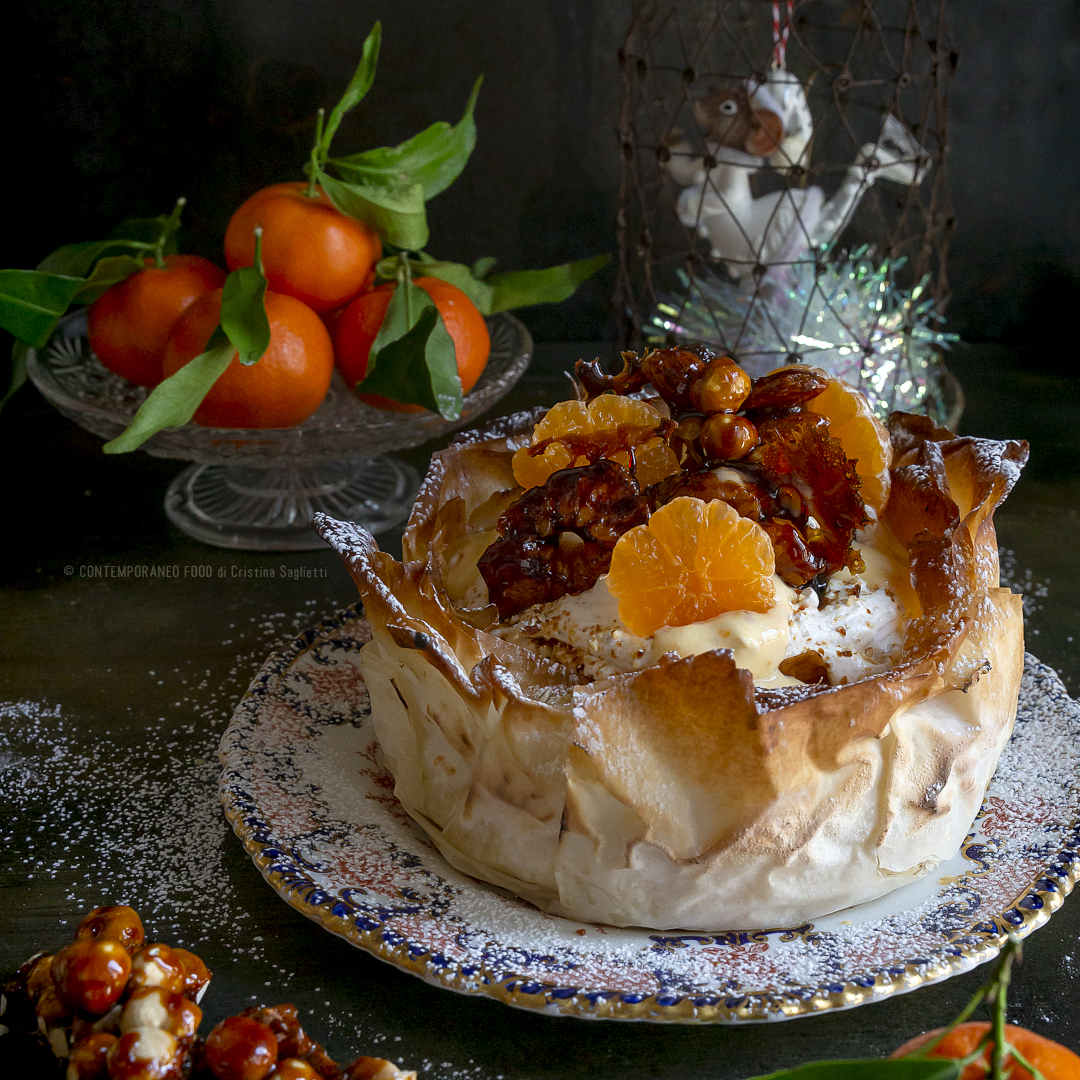 torta-con-pasta-phillo-curd-di-clementine-chantilly-al-croccate-dolce-di-natale-contemporaneo-food