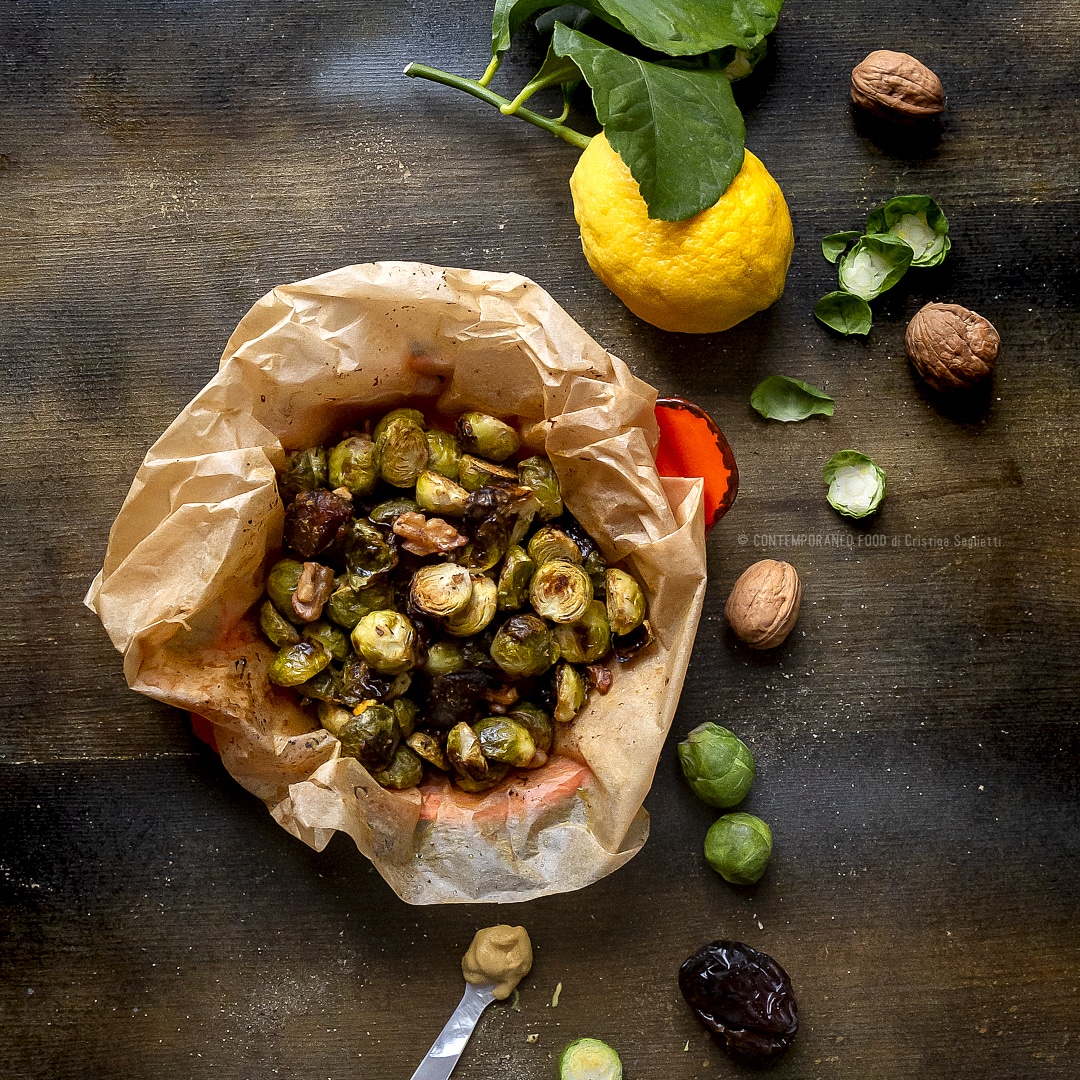 Immagine: Cavoletti di Bruxelles con condimento di senape, sciroppo d’acero noci e datteri