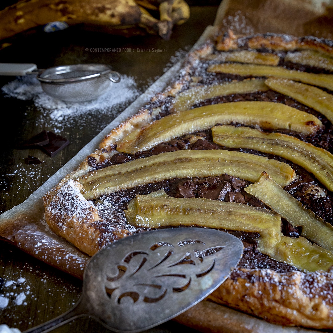 sfoglia-banane-cioccolato-cannella-torta-facile-veloce-merenda-contemporaneo-food