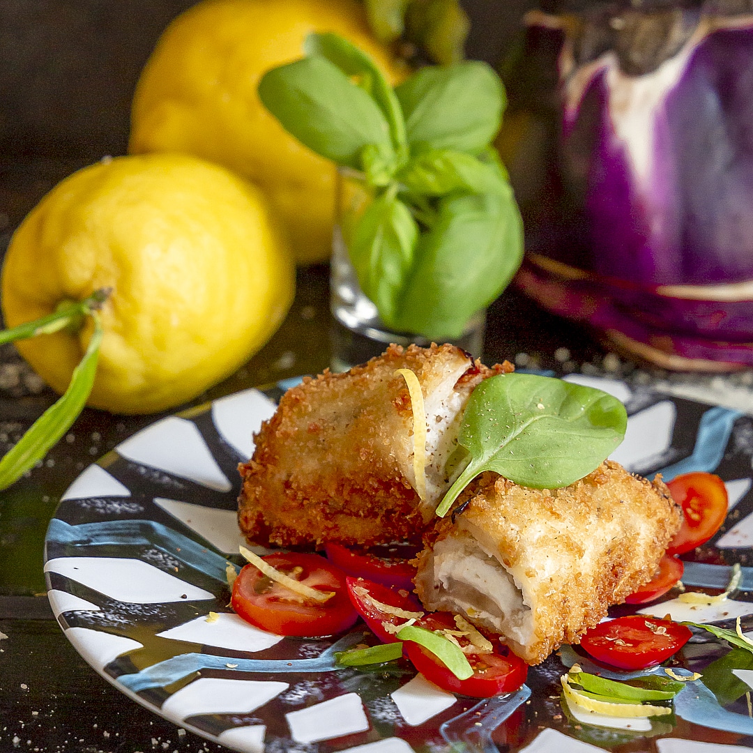 melanzana-fritta-con-ricotta-cannolo-fritto-ricetta-estiva-vegetariana-facile-contemporaneo-food