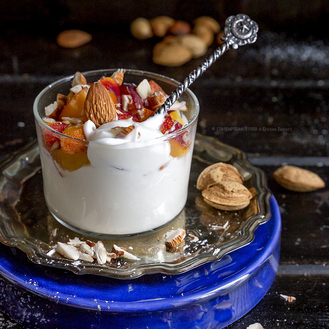 bianco-mangiare-al-latte-di-mandorla-dolce-facile-veloce-estivo-contemporaneo-food