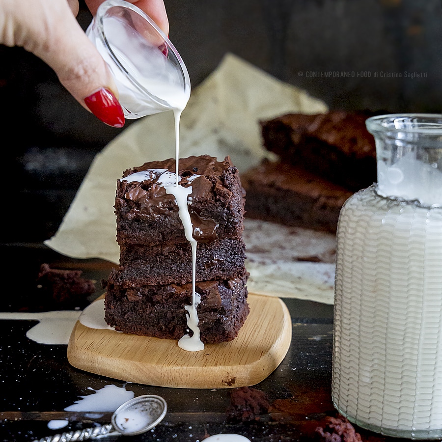 brownies-super-fondente-colazione-merenda-dessert-contemporaneo-food