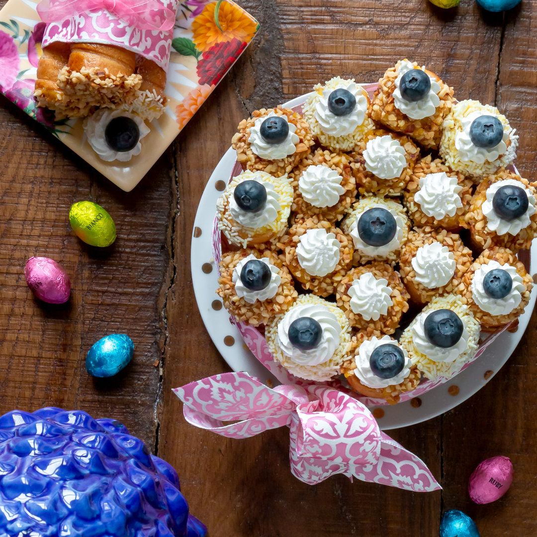 Immagine: Torta di cannoli farciti con Camy Cream alla vaniglia e al cacao