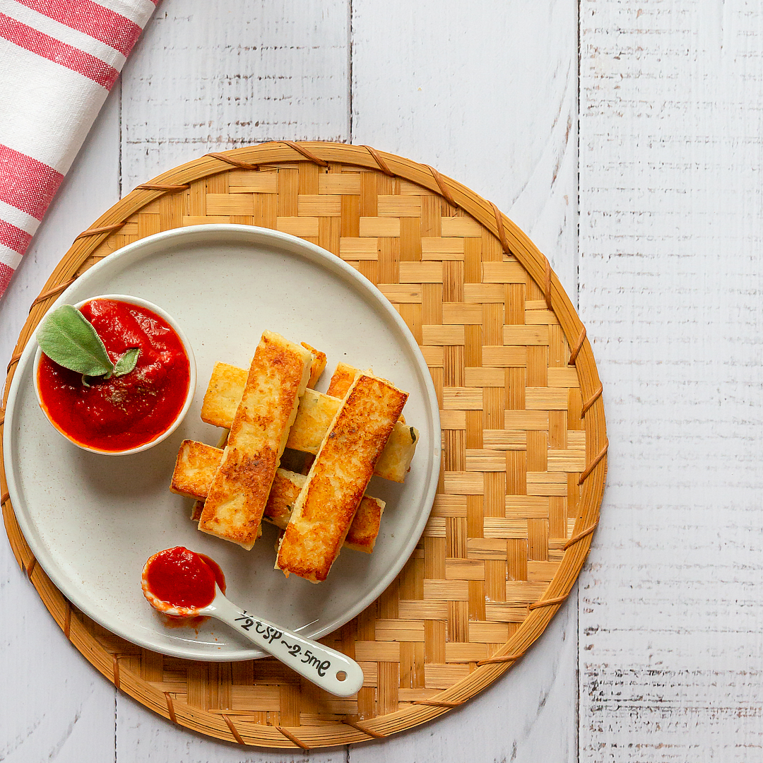 Immagine: Cremini ricotta, semolino e salvia con pummarò condita