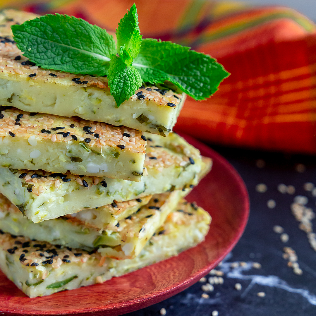 schiacciatina-zucchine-feta-antipasto-secondo-piatto-unico-estivo-facile-veloce-contemporaneo-food