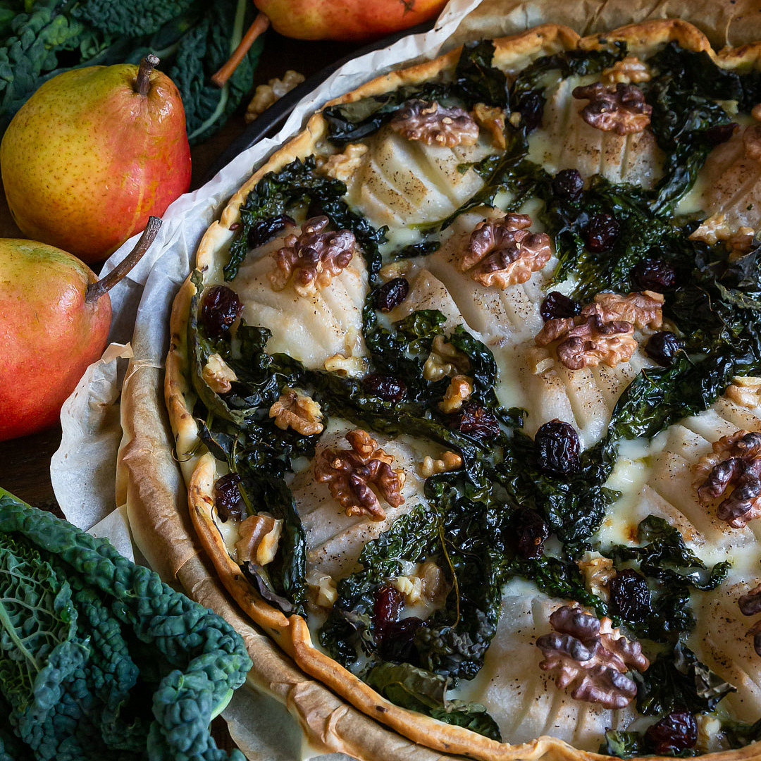torta-salata-pere-noci-gorgonzola-cavolo-nero-ricetta-vegetariana-contemporaneo-food