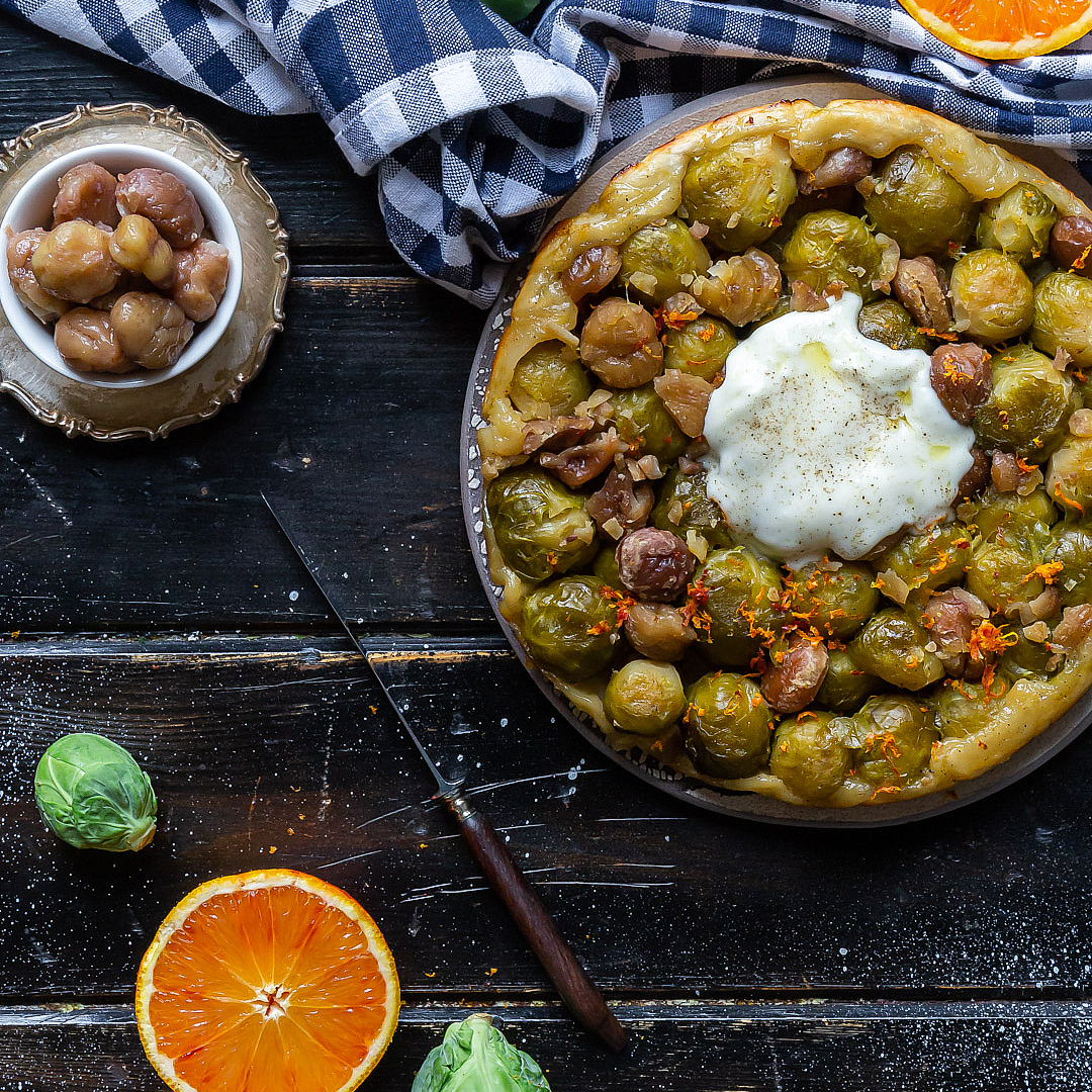 Immagine: Tarte tatin con cavoletti di Bruxelles all’arancia