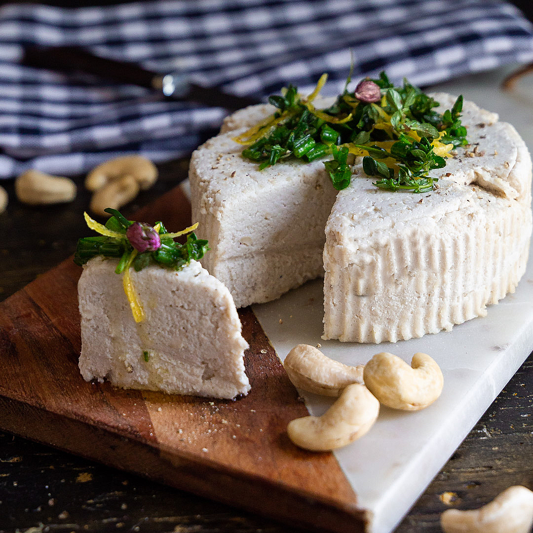 ricotta-vegana-anacardi-antipasto-senza-lattosio-facile-contemporaneo-food