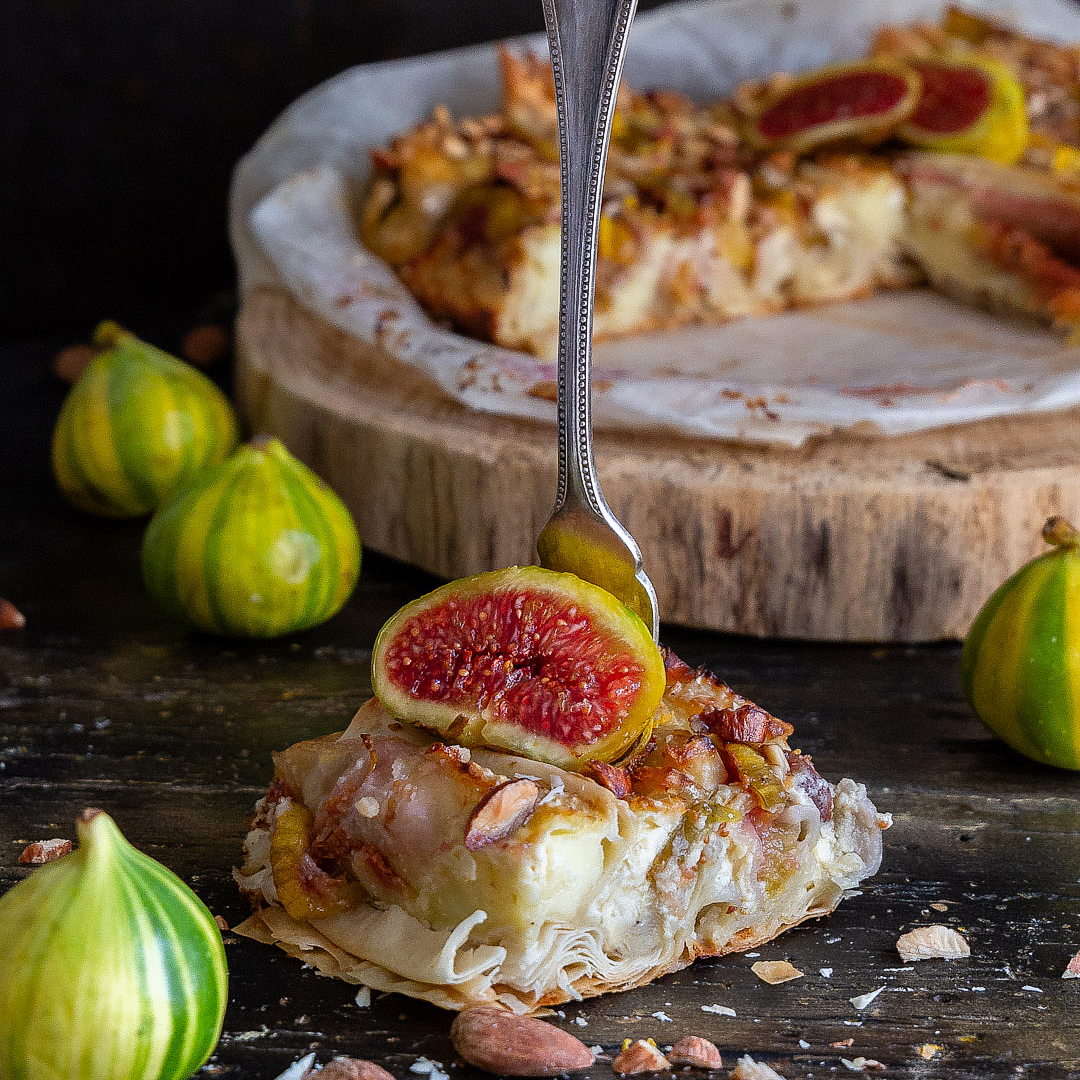 torta-salata-phillo-camambert-fichi-frutta-ricetta-facile-veloce-contemporaneo-food