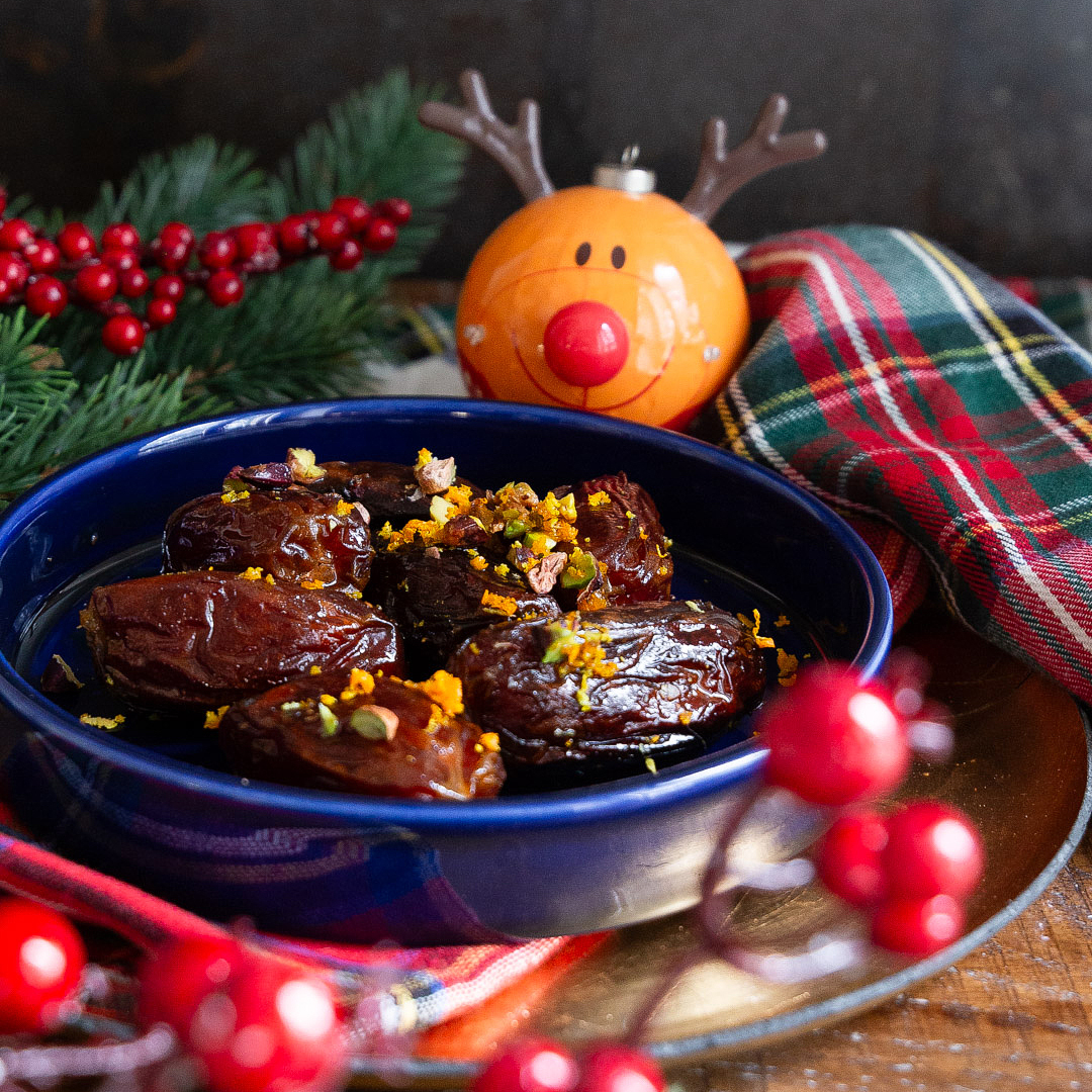 datteri-caldi-con-pistacchi-antipasto-facile-delle-feste-veloce-contemporaneo-food