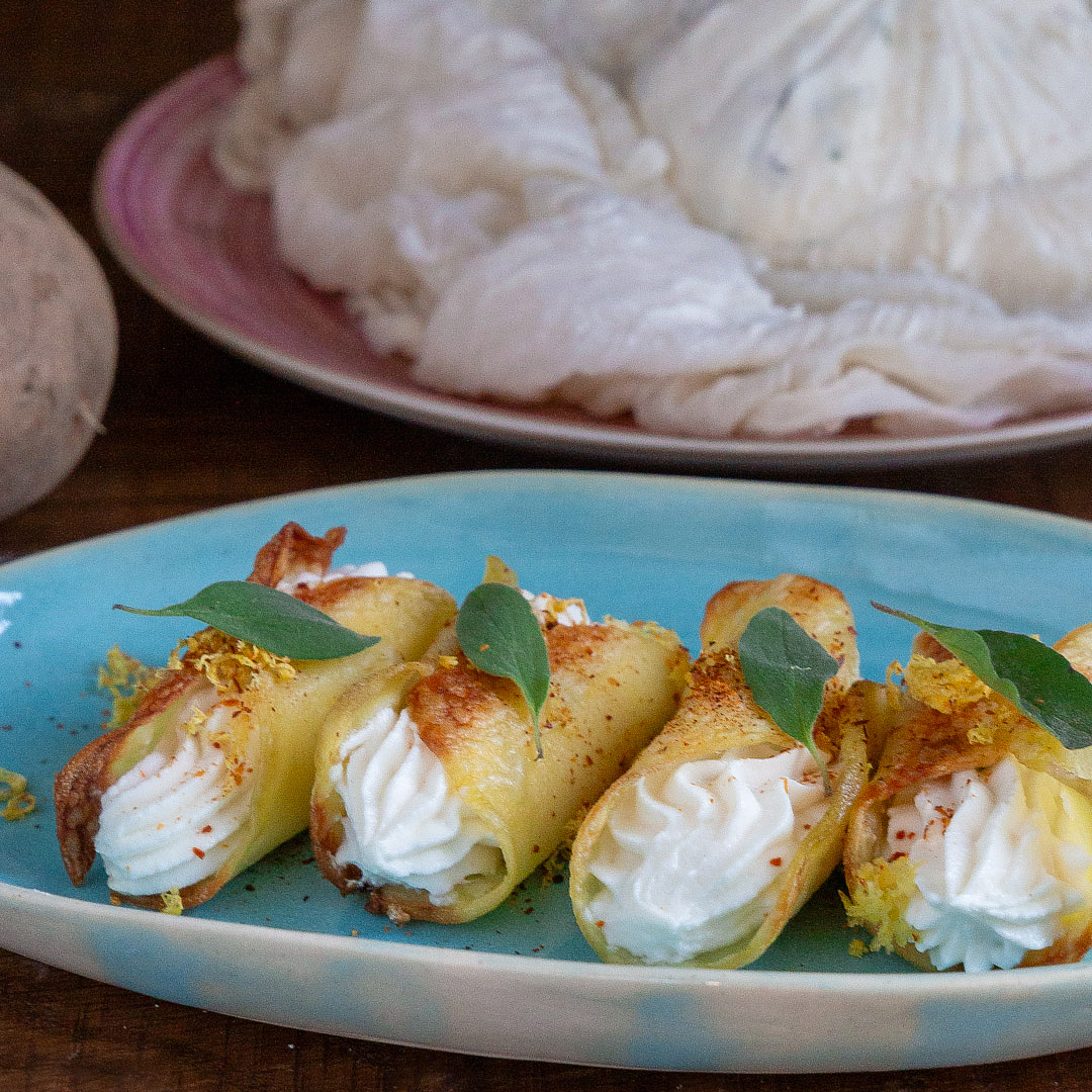 cannoli-patata-labneh-vegano-senza-glutine-senza-lattosio-ricetta-facile-contemporaneo-food