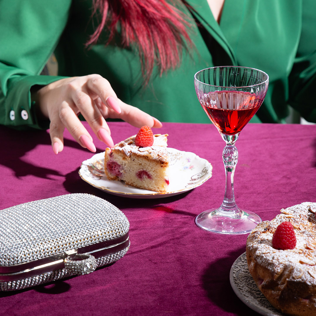 torta-umidissima-mandorle-lamponi-1-contemporaneo-food